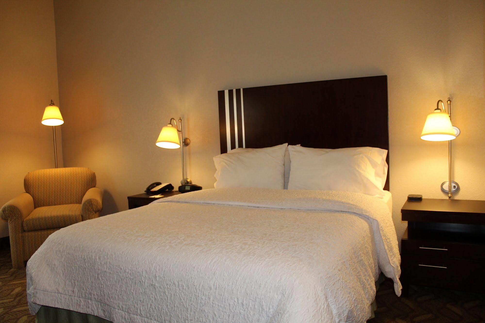 Hampton Inn & Suites Houston-Cypress Station Westfield Extérieur photo