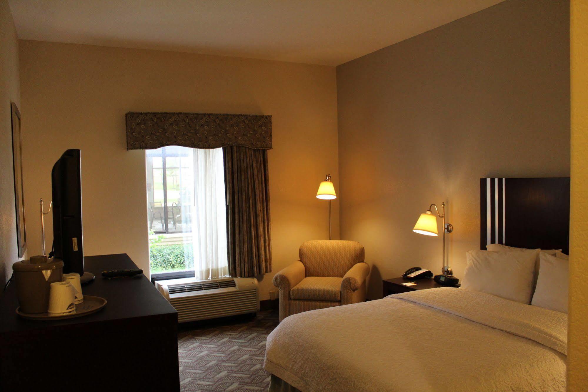 Hampton Inn & Suites Houston-Cypress Station Westfield Extérieur photo